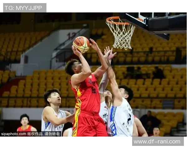 武汉篮球队进攻表现分析与得失总结探讨